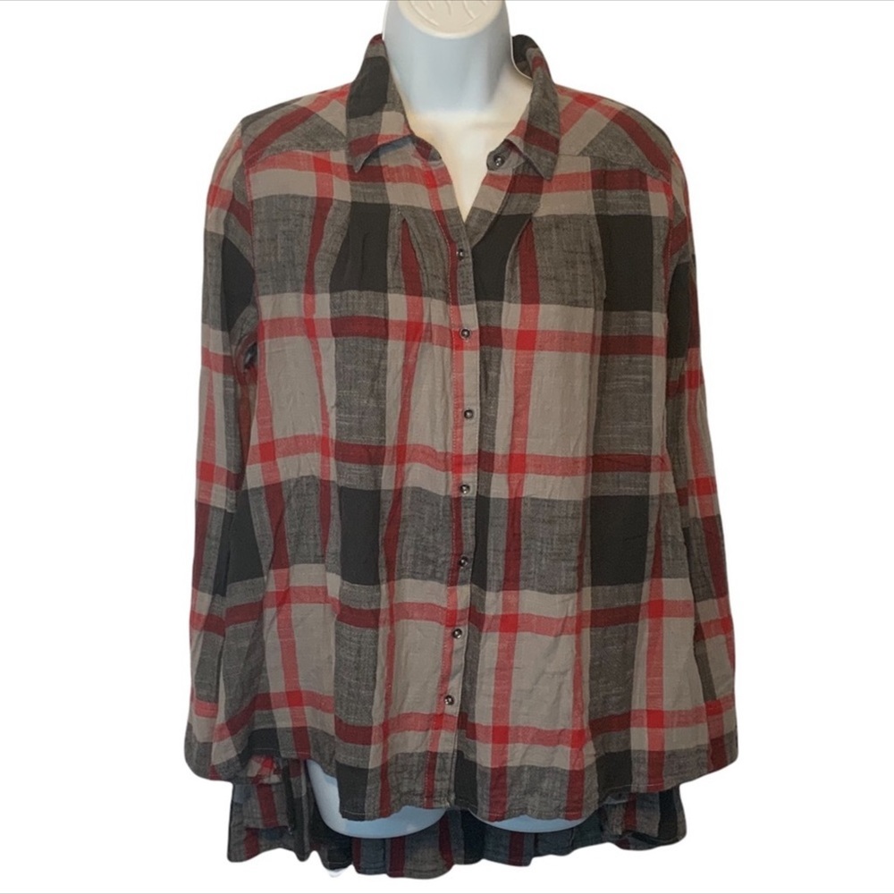 Free People Plaid High Low Top W/Back Bottom Ruffle